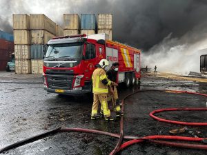 تقدیر مدیر کل پدافند غیرعامل وزارت نفت از آتش‌نشانان پالایشگاه بندرعباس؛ نماد آمادگی و ایمنی در صنعت نفت