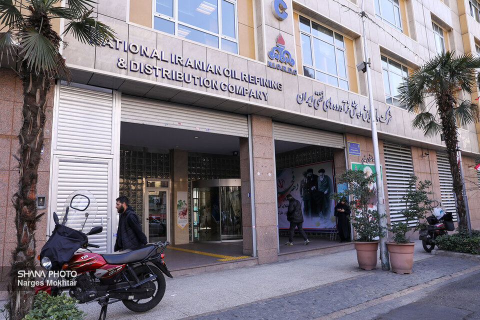 عرضه فیزیکی نفت‌گاز در رینگ داخلی بورس انرژی کلید خورد